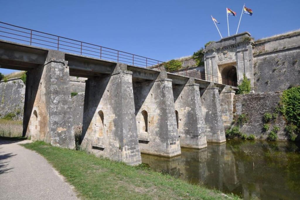 Fleur De Sel D Oleron 3 Chambres Le Château-dʼOléron エクステリア 写真